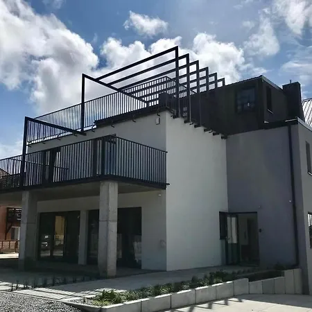 Blomma Aparthotel 3*
