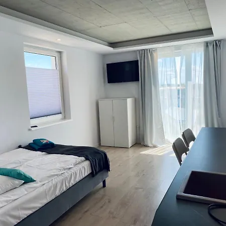 Blomma Aparthotel 3*