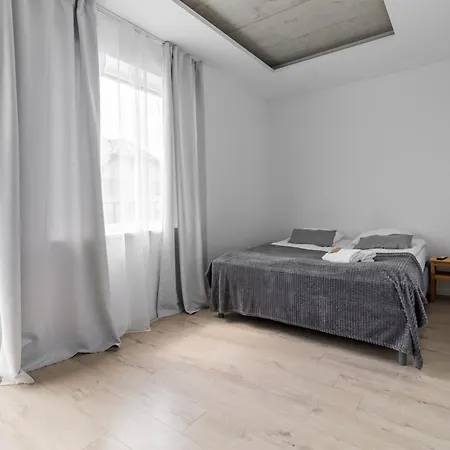Apart-hotel Blomma 3*