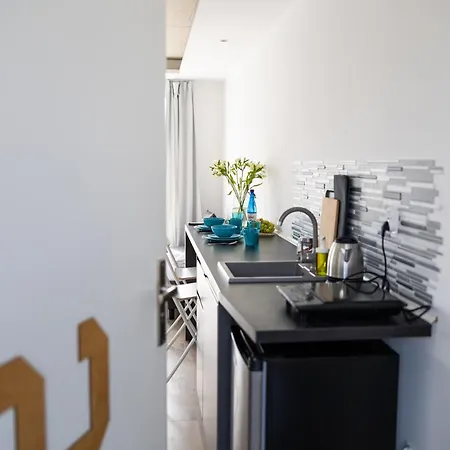 Blomma Apart-hotel 3*