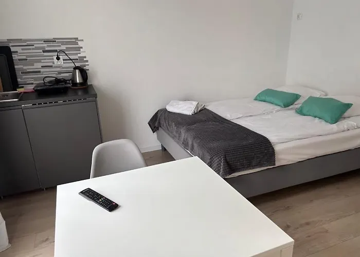 Blomma 3* نيخوجة